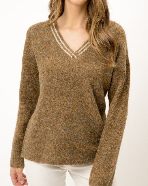 Contrast Trim V-Neck
