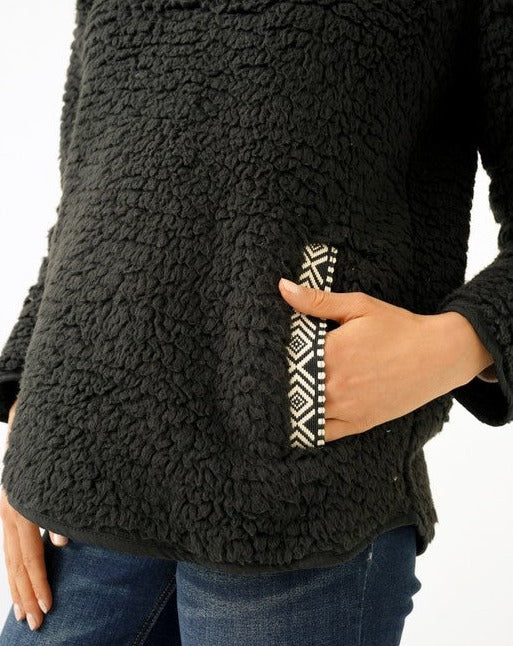 1/2 Zip Fleece Pullover 1 Pocket